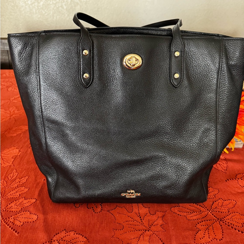 Coach - Black Leather Tote Bag